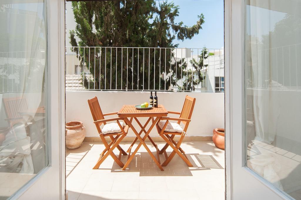 Charming 2Bd Apt W/ Balcony By Sea N' Rent Tel Aviv Cameră foto